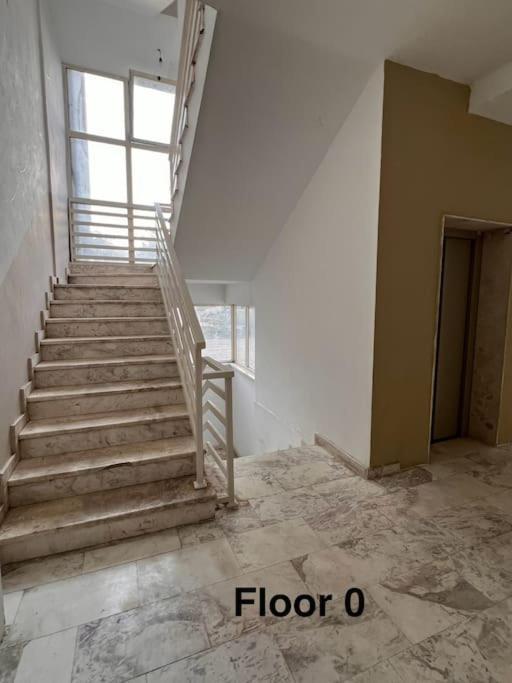 Dry Flat * Tirana